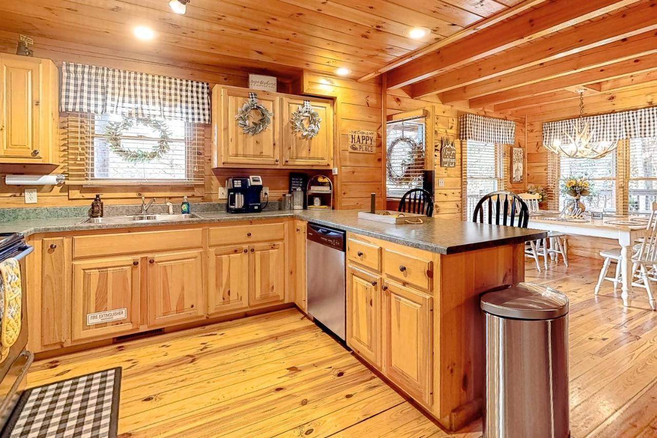 Holiday home Chillin On Mountain Time Pigeon Forge